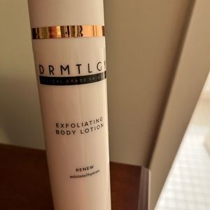 DRMTLGY exfoliating body lotion